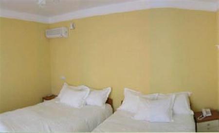 Monte-Nelly Hotel Букурещ Екстериор снимка