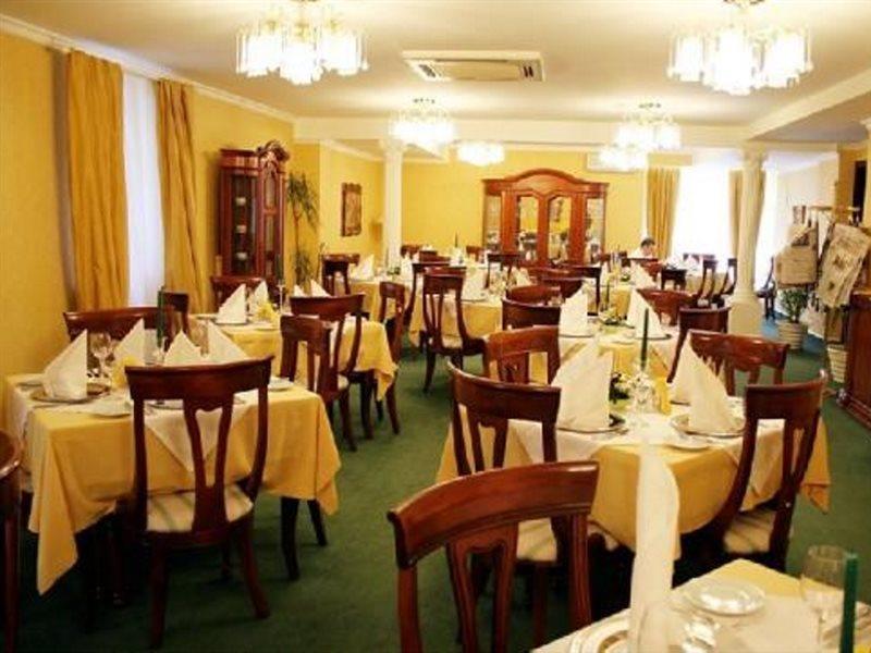 Monte-Nelly Hotel Букурещ Екстериор снимка