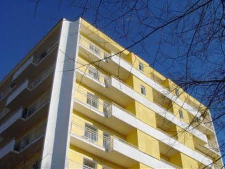 Monte-Nelly Hotel Букурещ Екстериор снимка